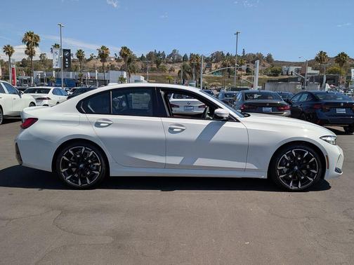 Alpine White 2026 BMW 330 I