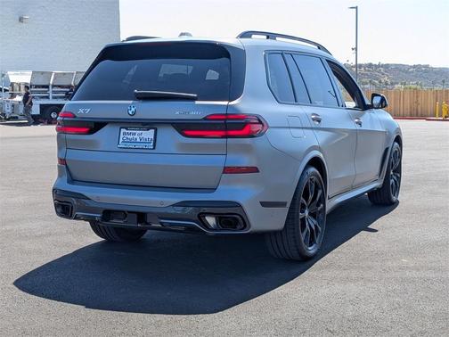 2026 BMW X7 xDrive40i