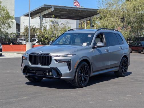 2026 BMW X7 xDrive40i