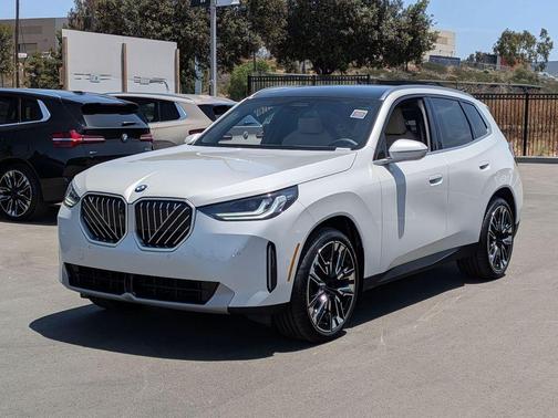 Mineral White Metallic 2026 BMW X3 30 xDrive