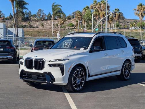 2026 BMW X7 M60i