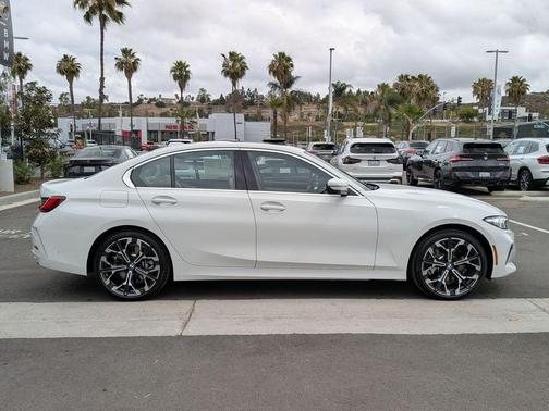 Alpine White 2026 BMW 330 i NA