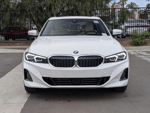 Alpine White 2026 BMW 330 i NA