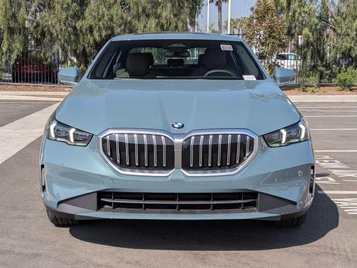 Green Metallic 2026 BMW 530 i