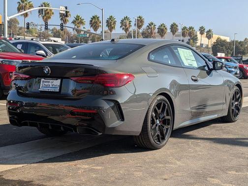 2026 BMW M440 i