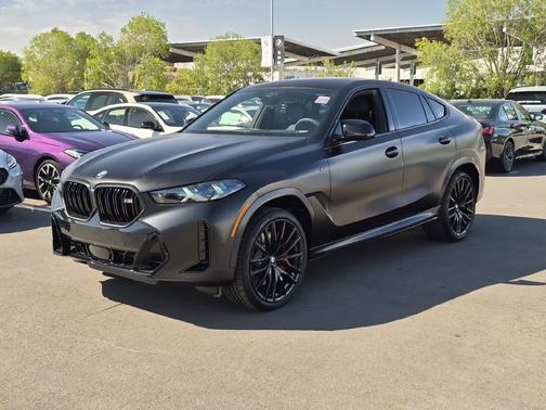 Black 2027 BMW X6 M60i
