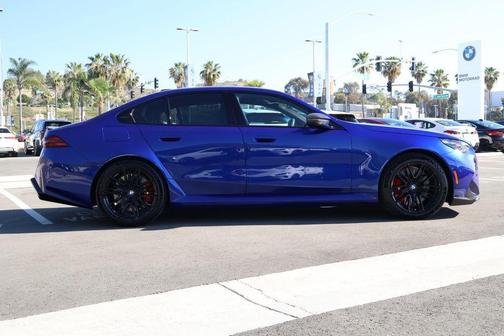 Carbon Black Metallic 2026 BMW M5 Base