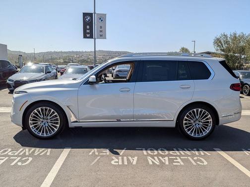 2026 BMW X7 xDrive40i