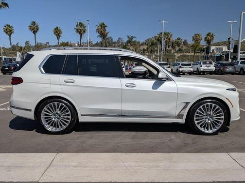 2026 BMW X7 xDrive40i