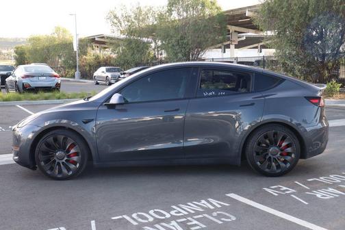 Gray 2022 Tesla Model Y Performance