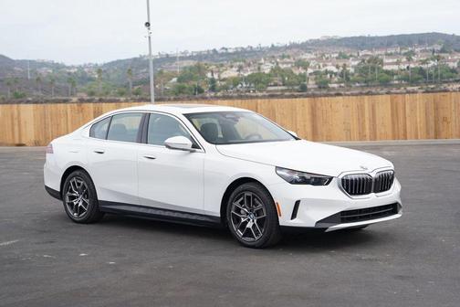 2026 BMW i5 eDrive40