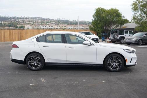 2026 BMW i5 eDrive40