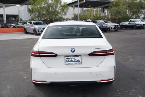 2026 BMW i5 eDrive40