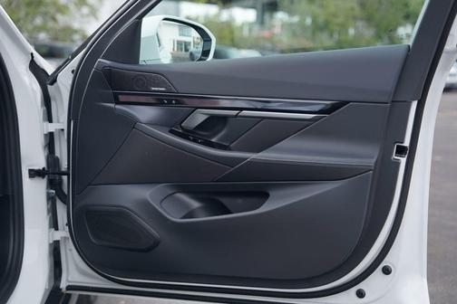 2026 BMW i5 eDrive40
