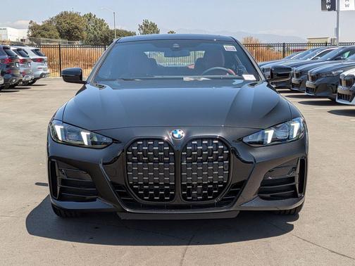 Black Sapphire Metallic 2026 BMW 430 i