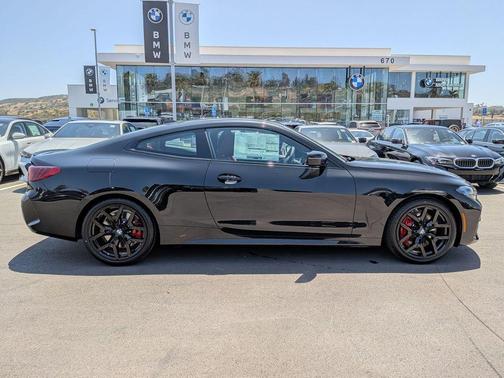 Black Sapphire Metallic 2026 BMW 430 i