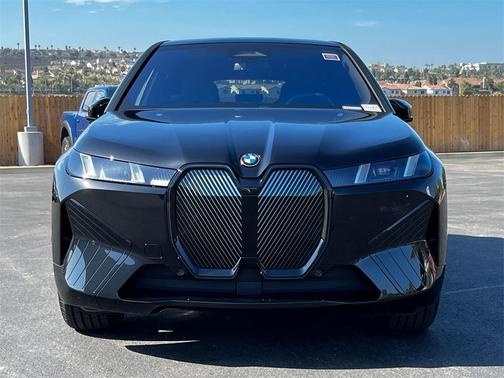 2026 BMW iX xDrive45