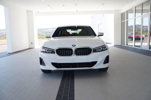 2025 BMW 330 i