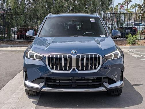 Night 2026 BMW X1 xDrive28i