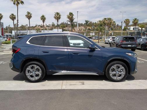 Night 2026 BMW X1 xDrive28i