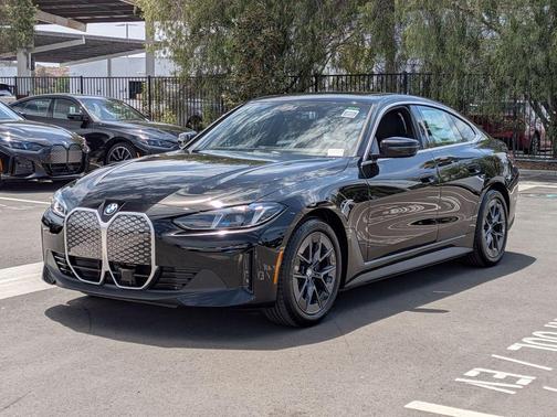 Jet Black 2026 BMW i4 Gran Coupe eDrive40