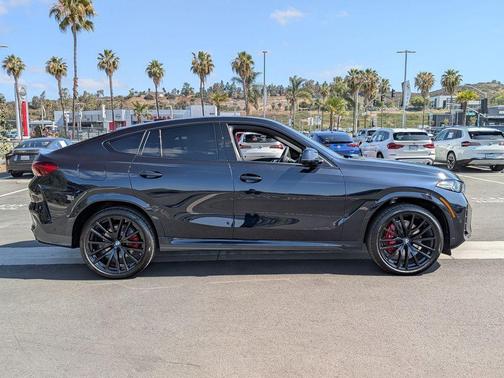 Carbon Black Metallic 2027 BMW X6 xDrive40i