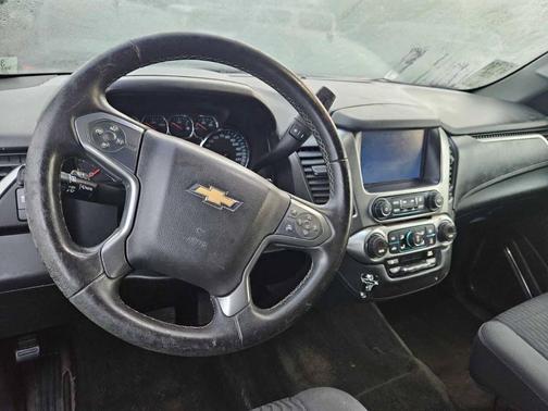 2016 Chevrolet Suburban LS
