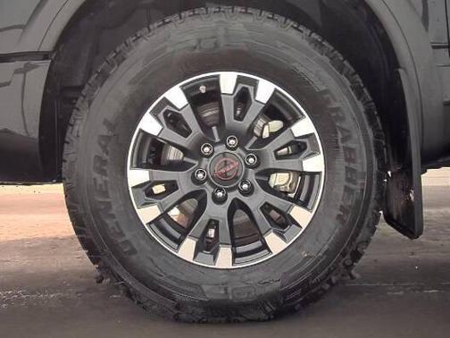 2024 Nissan Titan PRO-4X