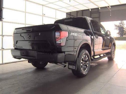 2024 Nissan Titan PRO-4X