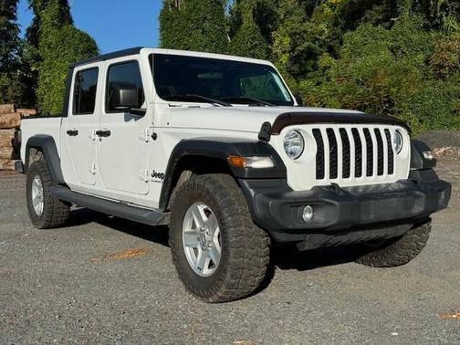 2020 Jeep Gladiator Sport S