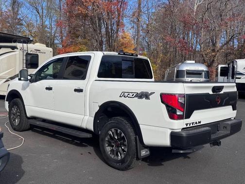 2024 Nissan Titan PRO-4X