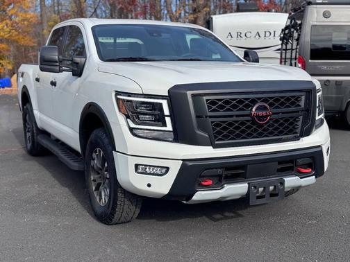 2024 Nissan Titan PRO-4X