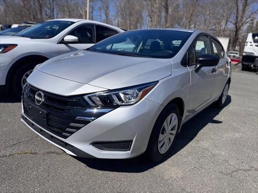 2024 Nissan Versa 1.6 S