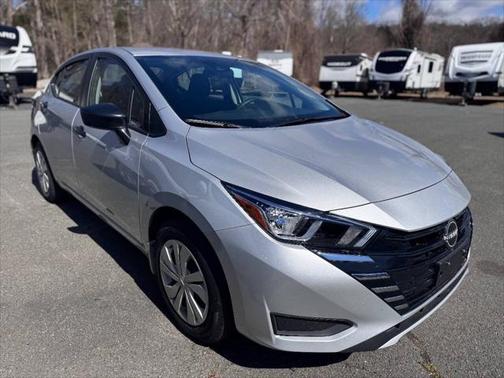2024 Nissan Versa 1.6 S