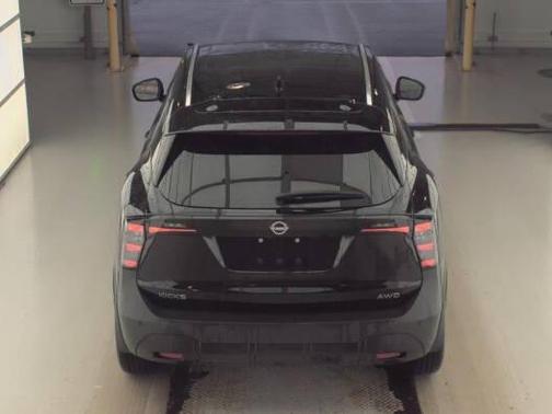Super Black 2025 Nissan Kicks SV