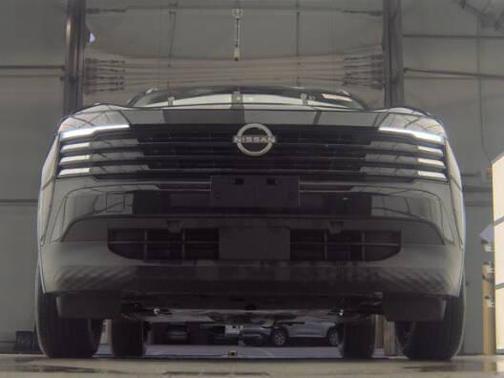 Super Black 2025 Nissan Kicks SV