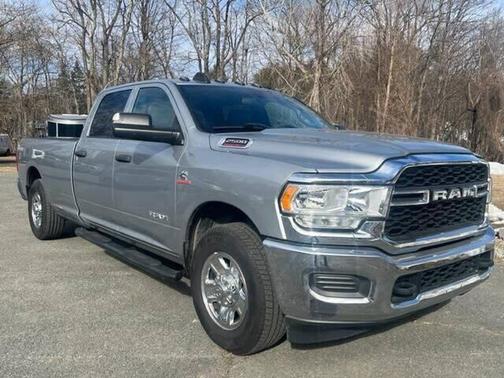 2021 RAM 2500 Tradesman Crew Cab 4x2 8' Box