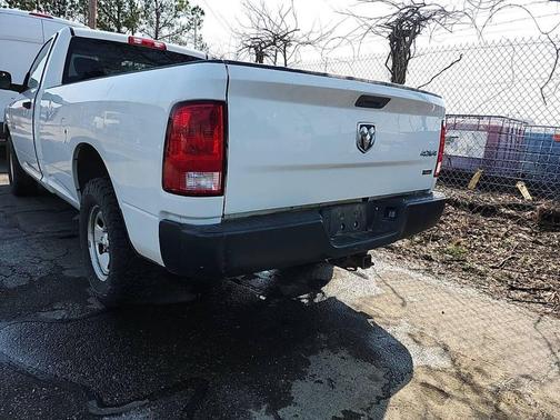 Bright White Clearcoat 2018 RAM 1500 Tradesman