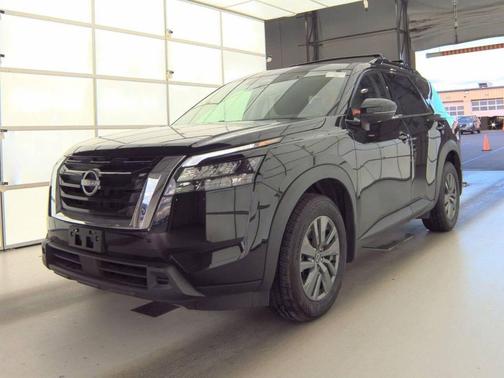 2024 Nissan Pathfinder SV 4WD