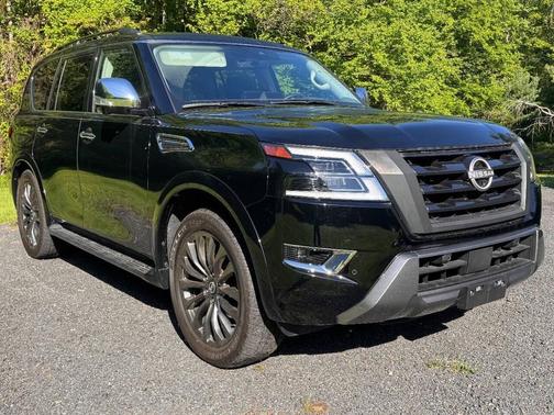 Super Black 2024 Nissan Armada Platinum 4WD