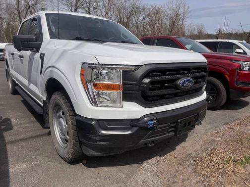 White 2022 Ford F-150 XL