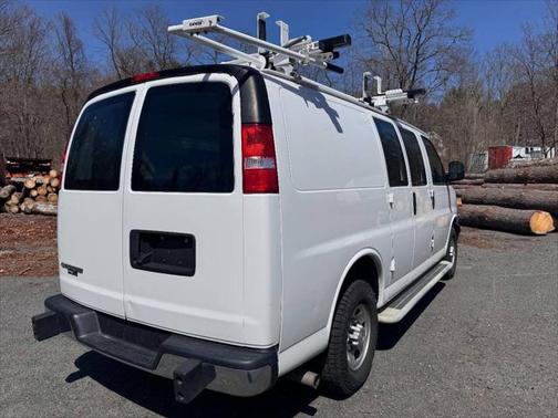 2021 Chevrolet Express 2500 RWD 2500 Regular Wheelbase WT