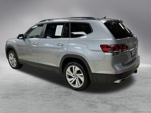 2022 Volkswagen Atlas 3.6L SE w/Technology