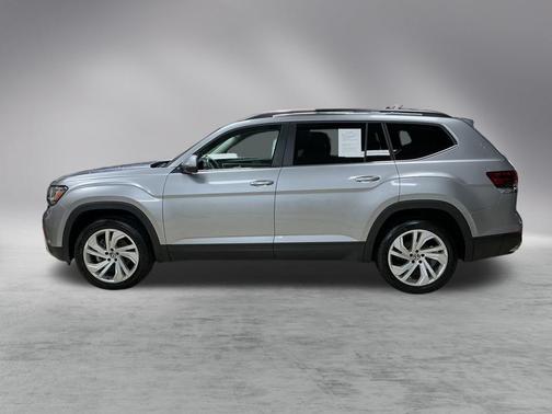 2022 Volkswagen Atlas 3.6L SE w/Technology