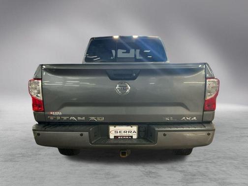 2017 Nissan Titan XD SL