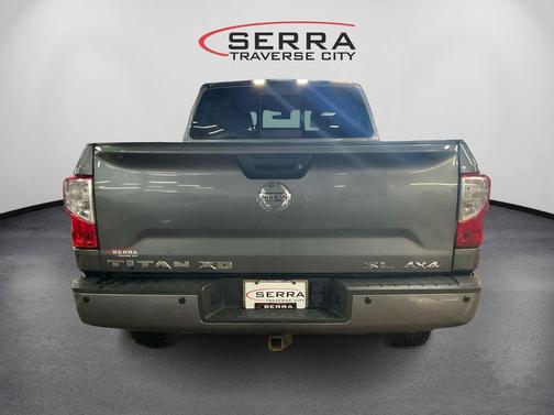 2017 Nissan Titan XD SL