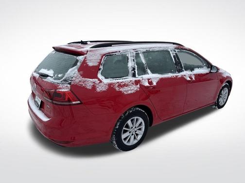 2016 Volkswagen Golf SportWagen TSI S 4-Door