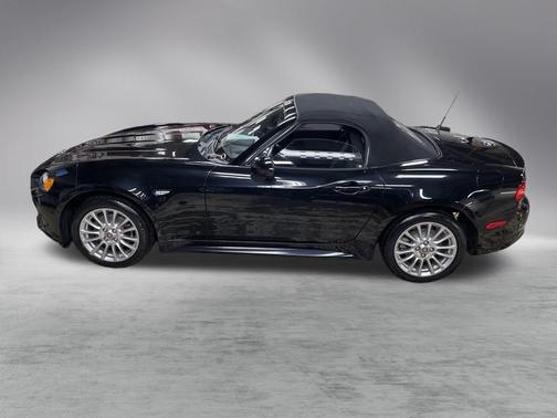 2019 FIAT 124 Spider Base