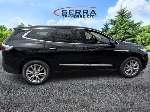 2022 Buick Enclave AWD Essence