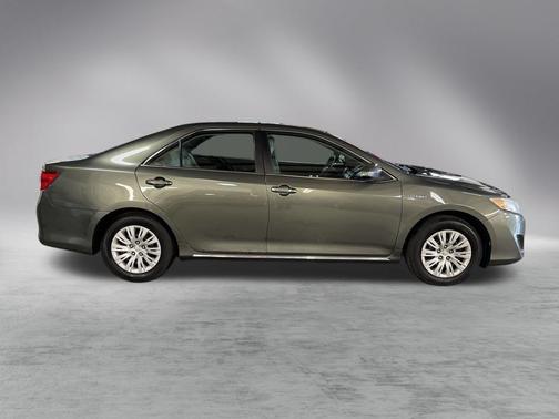 2012 Toyota Camry Hybrid XLE